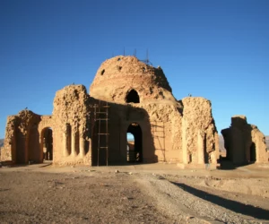 Sarvestan Palace 1